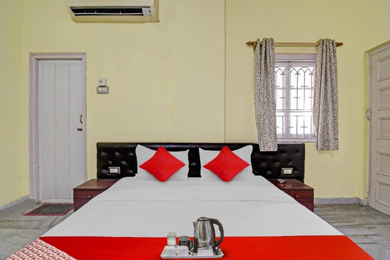 Hotel O R A Homestay Near Acropolis Mall Calcutta Exteriör bild