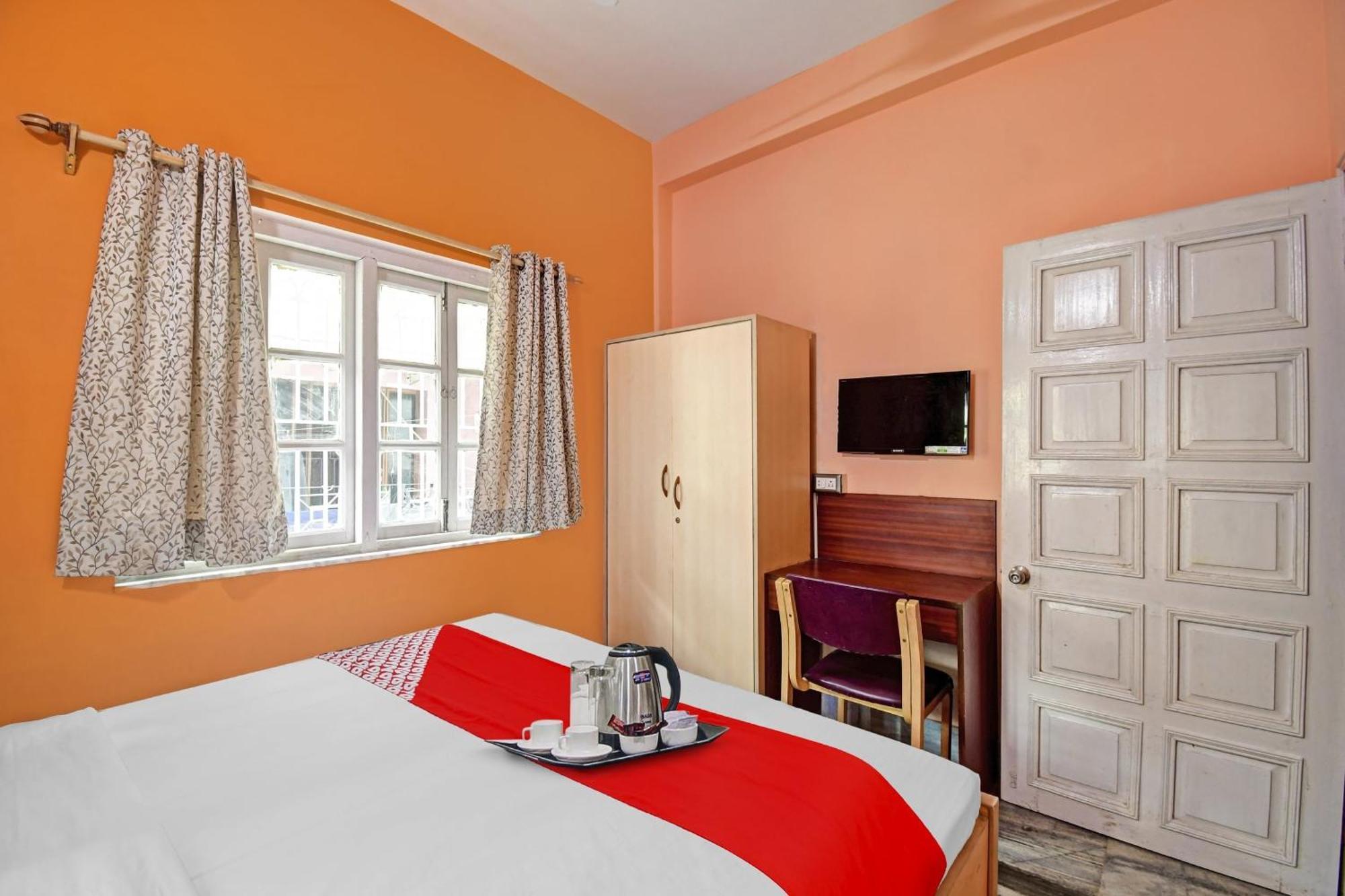 Hotel O R A Homestay Near Acropolis Mall Calcutta Exteriör bild